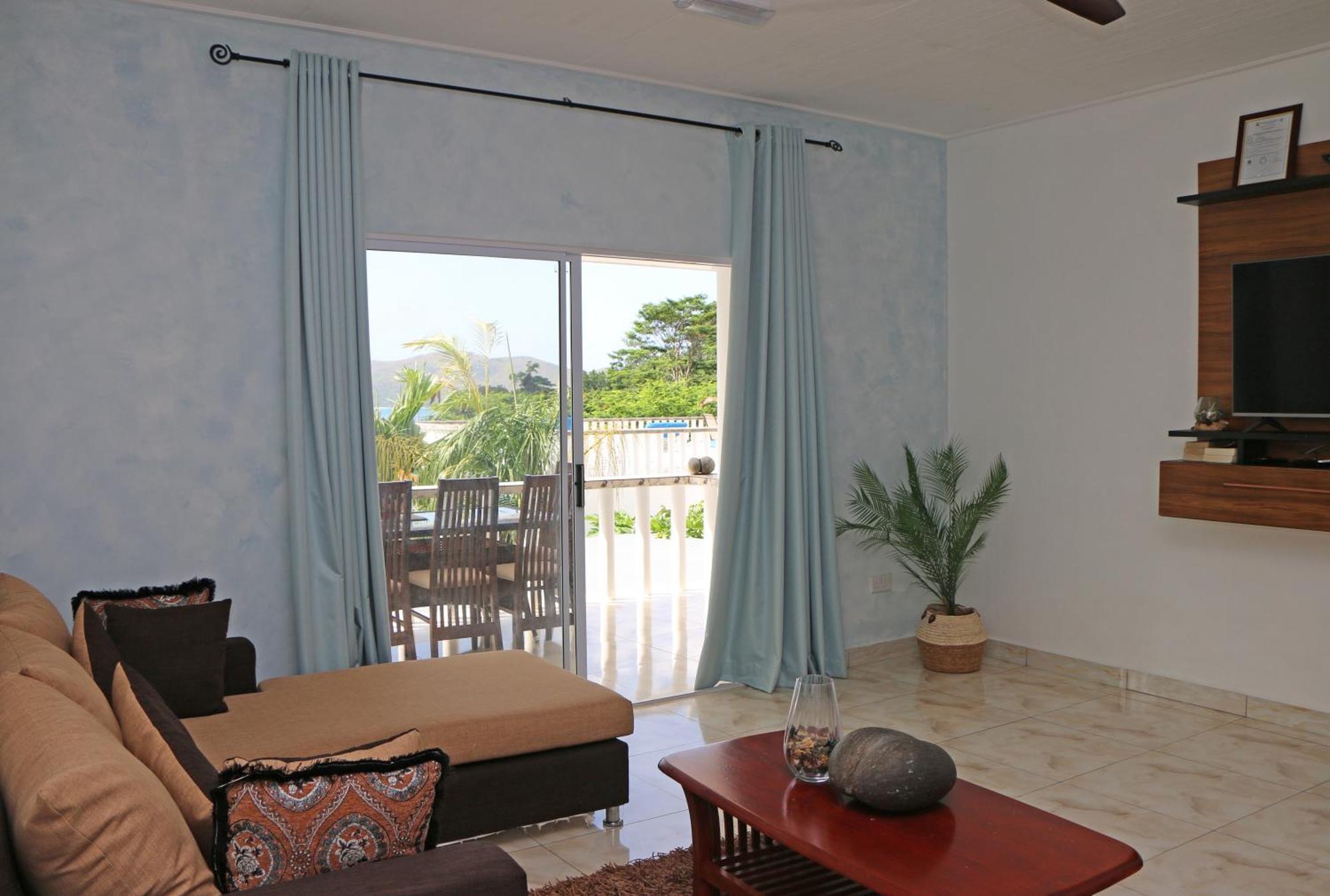 Ocean Blue Bay Διαμέρισμα Anse Volbert Village Εξωτερικό φωτογραφία