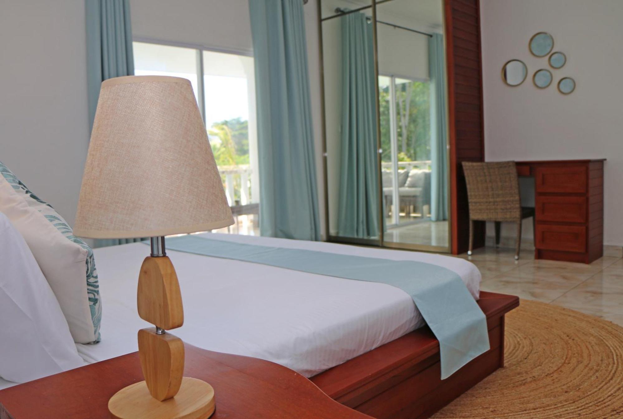 Ocean Blue Bay Διαμέρισμα Anse Volbert Village Εξωτερικό φωτογραφία